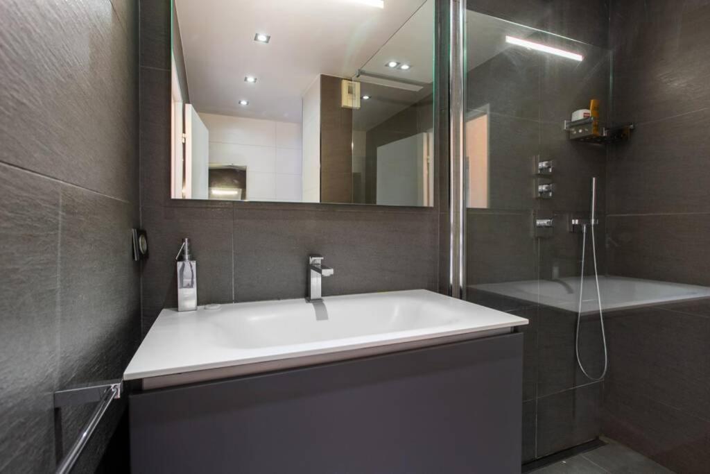 Апартаменты Prox.Gare Montparnasse-Galeries Lafayette! 4Pers. Париж Экстерьер фото
